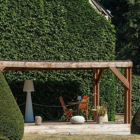 ホテル Domaine De La Limetiere Neuvy-le-Roi エクステリア 写真